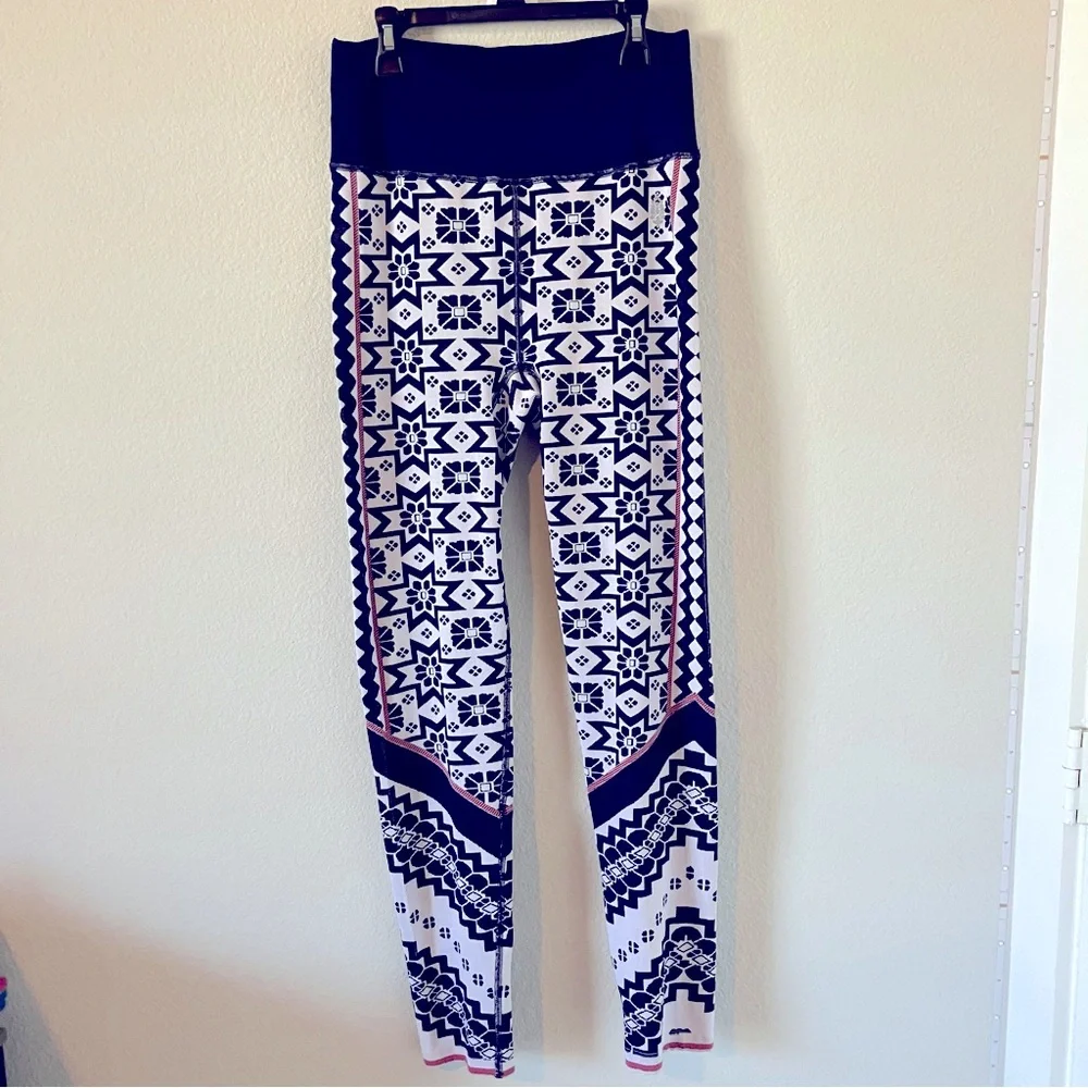 034.Free People Movement Myoko Jacquard Base Leggings NWT - Picture 5 of 10
